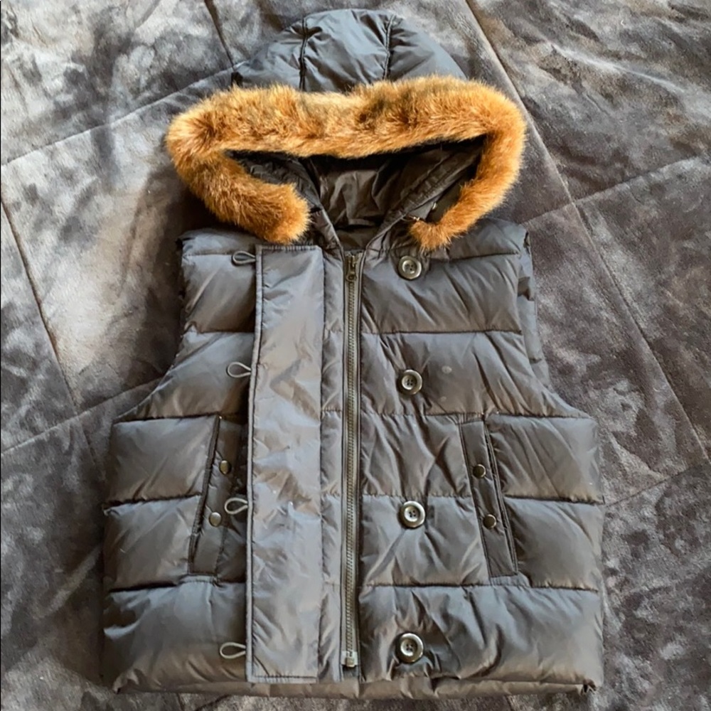 GAP Bubble Vest